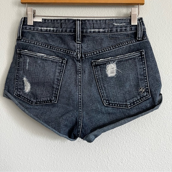 Lovers + Friends Jack High Rise Denim Shorts with Distressing. Size 26 - Picture 3 of 6